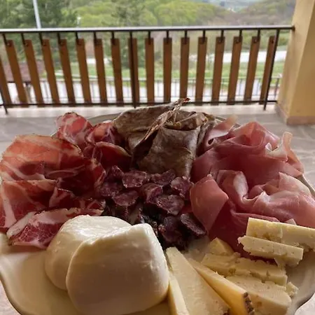 アパート Monte Amaro Con Camino, Terrazzo E Giardino *